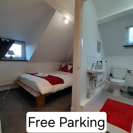 Entire Victoria Park Cardiff Apartment With Free Street Parking Bus 17 And 18 Direct To Cardiff City Centre, Fast Free Wi-Fi المظهر الخارجي الصورة