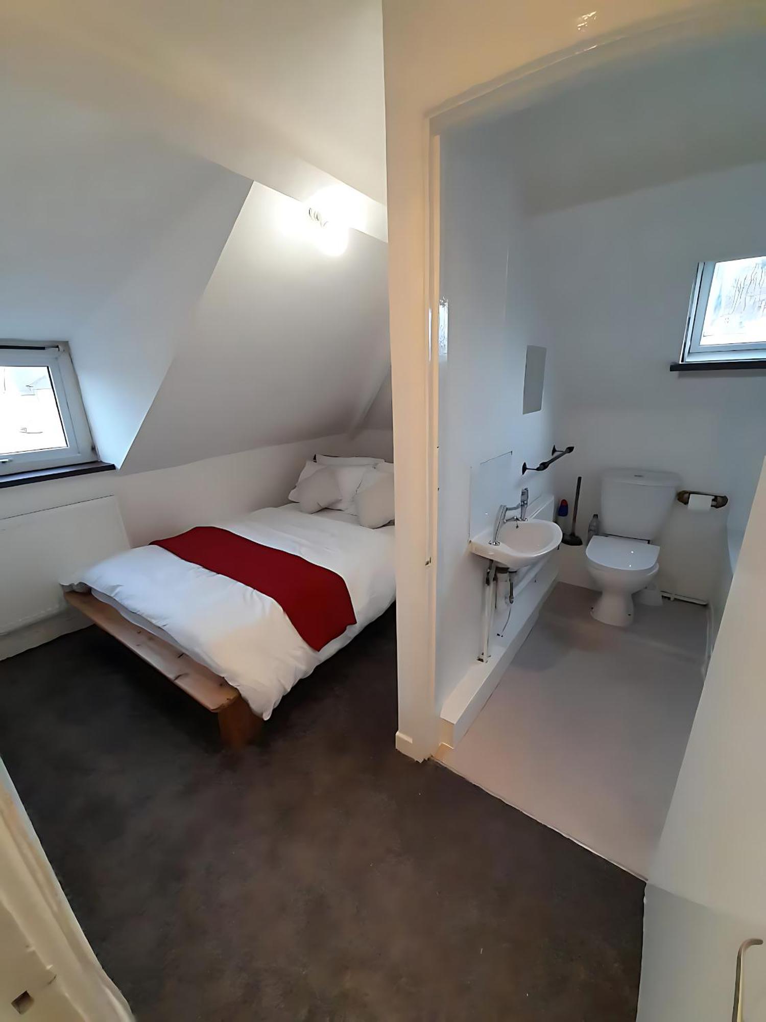 Entire Victoria Park Cardiff Apartment With Free Street Parking Bus 17 And 18 Direct To Cardiff City Centre, Fast Free Wi-Fi المظهر الخارجي الصورة